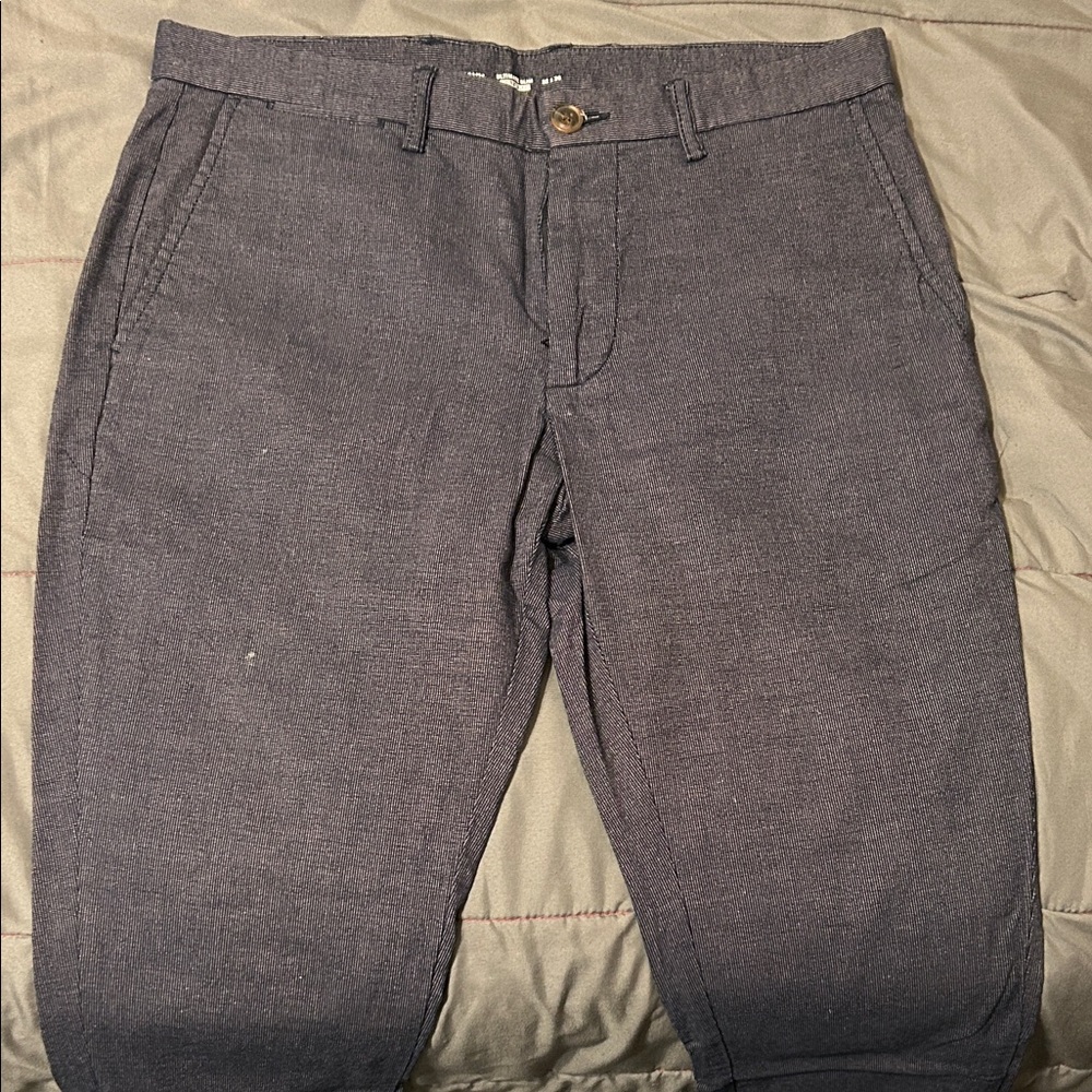 Old Navy Men's Charcoal Chinos